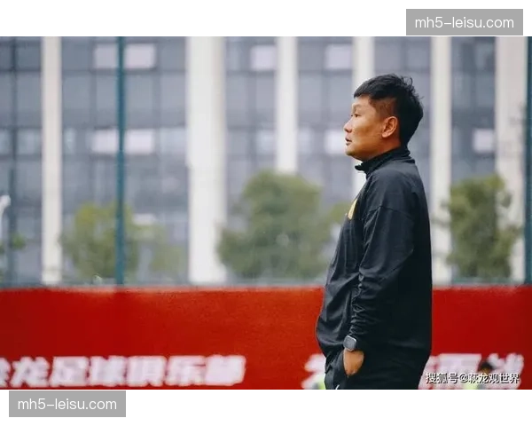 刘建业大胆启用年轻球员，铜梁龙青春风暴初显成效